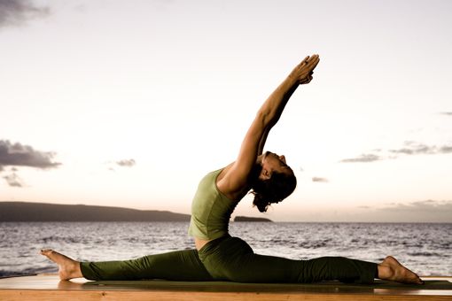 yoga cho vong ba cang tron